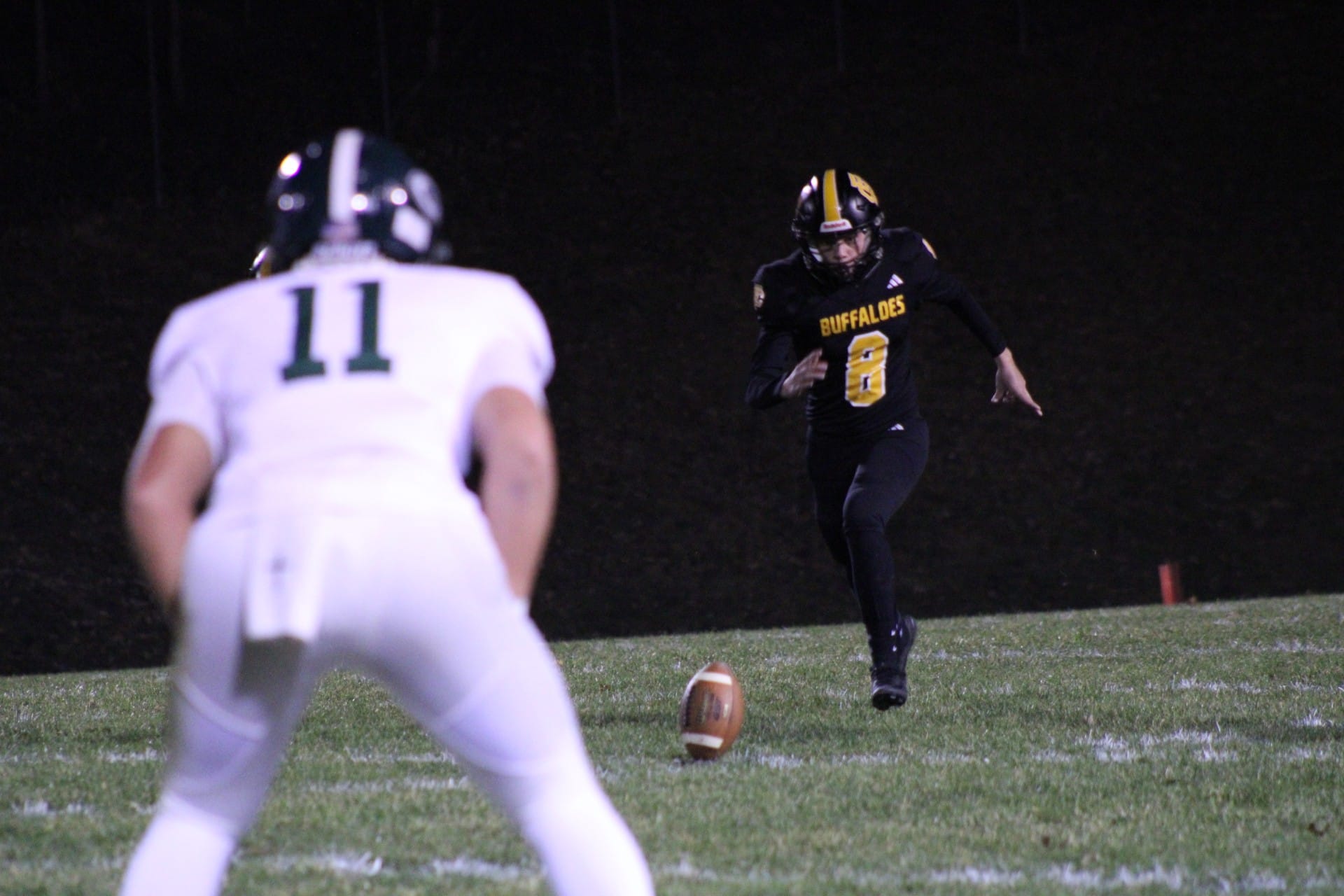 Buffaloes face Highlanders in final regular season game