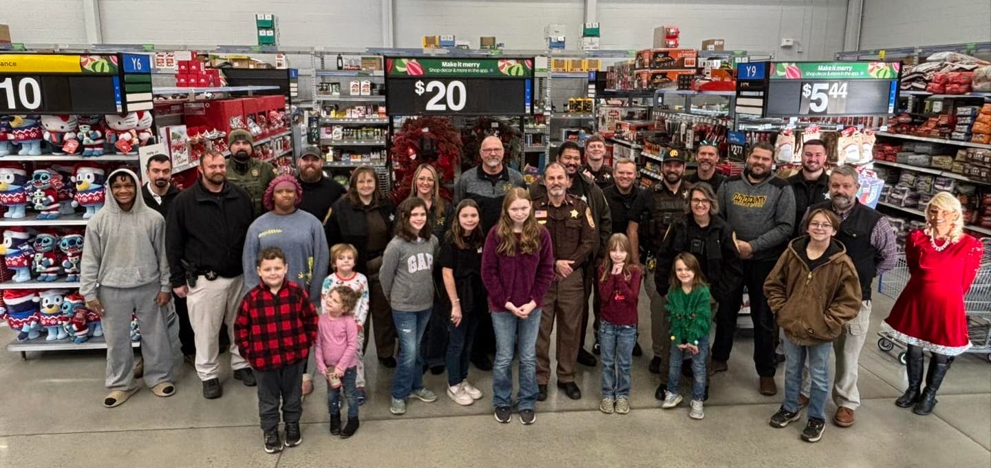 PHOTOS: Officers enjoy Shop with a Cop 2025