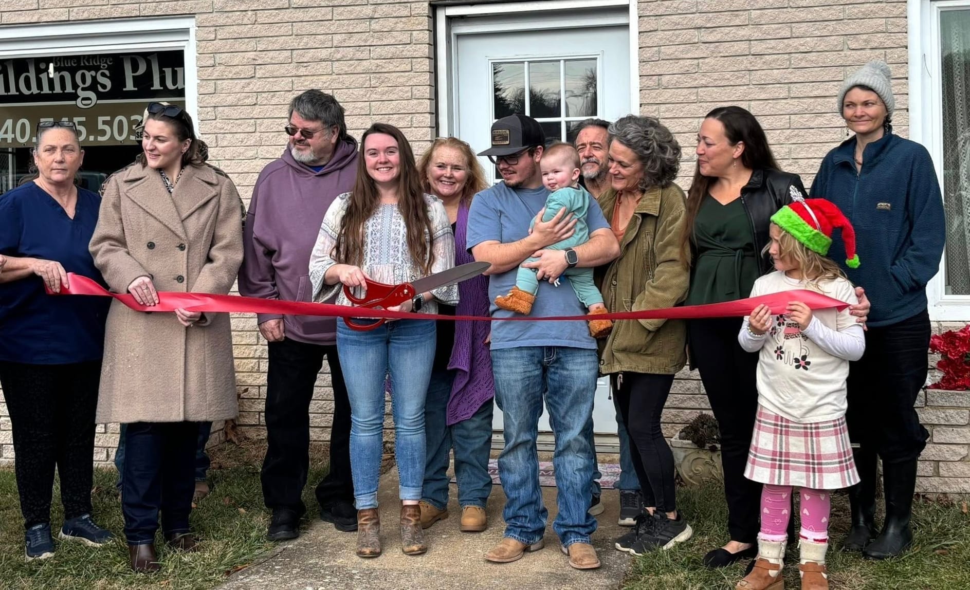 Local photographer aims to keep connections in focus with studio launch