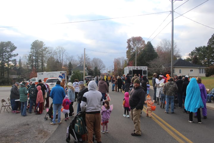 PHOTOS: Halloween in Floyd 2025